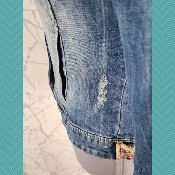 Forever 21 Tapestry Panel Denim Jacket - Picture 4 of 7